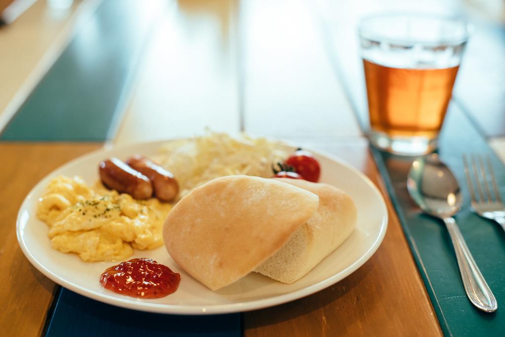 Igloo Breakfast